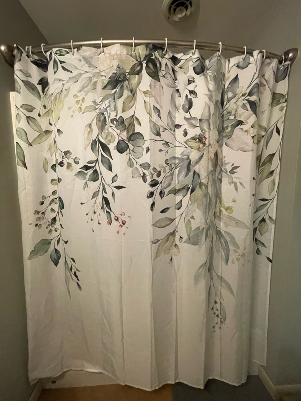 Floral Shower Curtain - White and Green